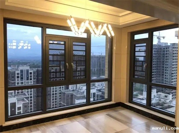 铝合金门窗